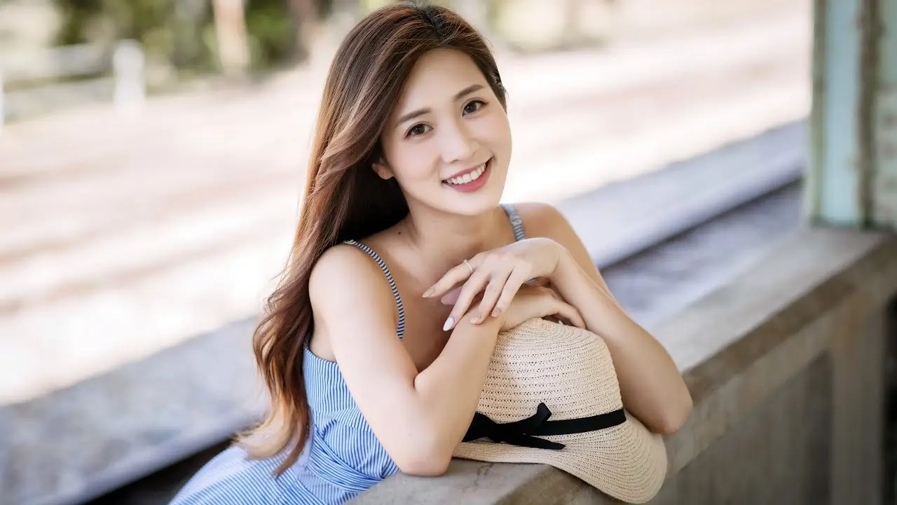 A portrait of Maria Chen.